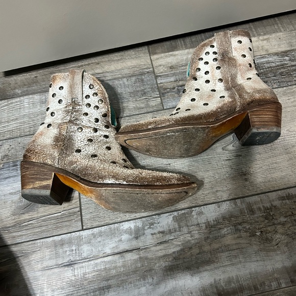 Corral Metallic white Silver tan Studded Western Booties with Turquoise Lining - Picture 10 of 14